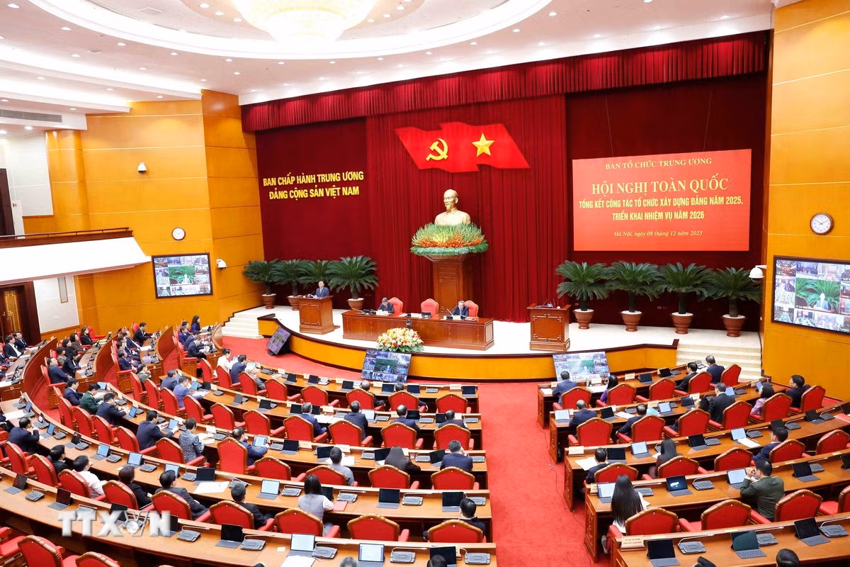 ttxvn-0812-thuong-truc-ban-bi-thu-hoi-nghi-xay-dung-dang-6.jpg