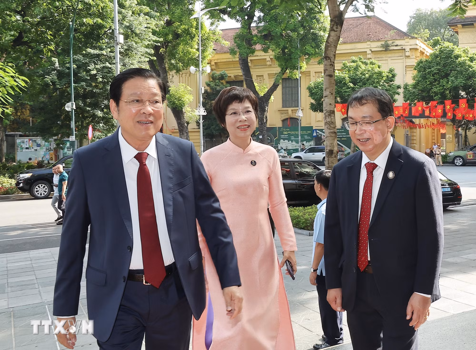 ttxvn-le-ky-niem-80-nam-ngay-truyen-thong-thong-tan-xa-viet-nam-8273923.jpg