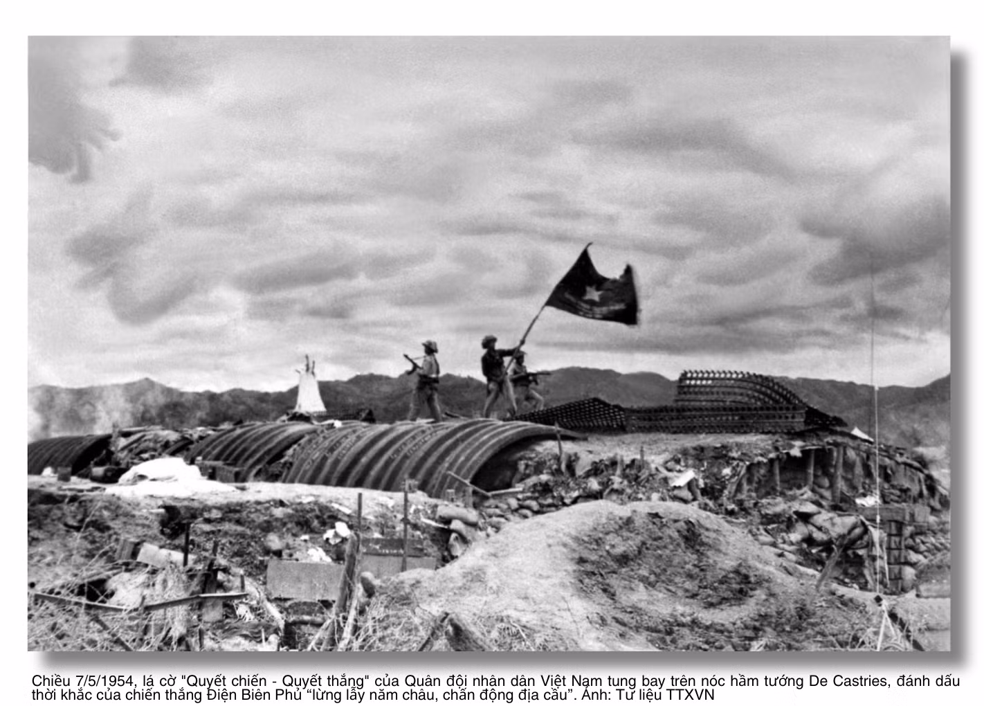 chien-thang-dien-bien-phu-3.png