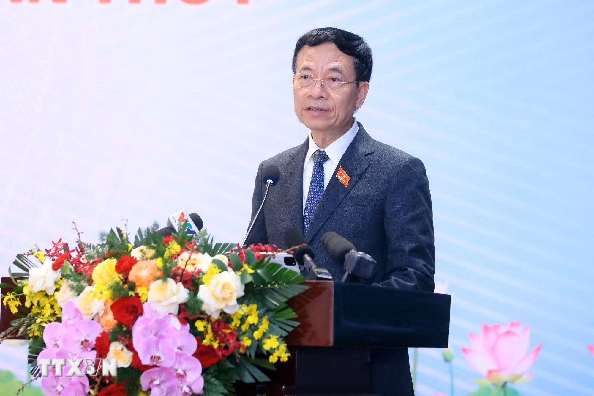 ttxvn-hop-bao-dai-hoi-dai-bieu-dang-bo-chinh-phu-lan-thu-nhat-8336466-3.jpg