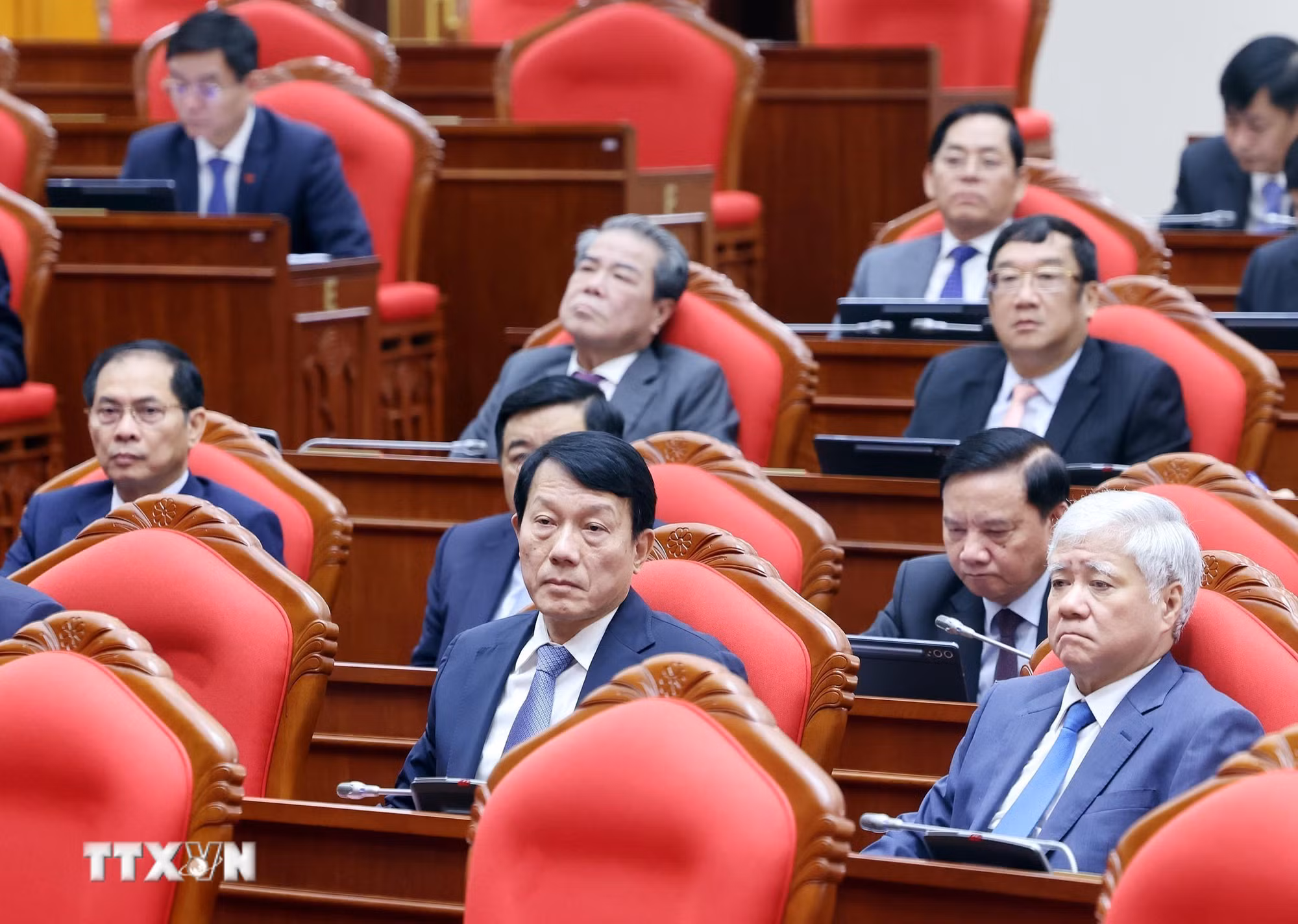 ttxvn-khai-mac-hoi-nghi-lan-thu-14-ban-chap-hanh-trung-uong-dang-khoa-xiii-8387063-7.jpg