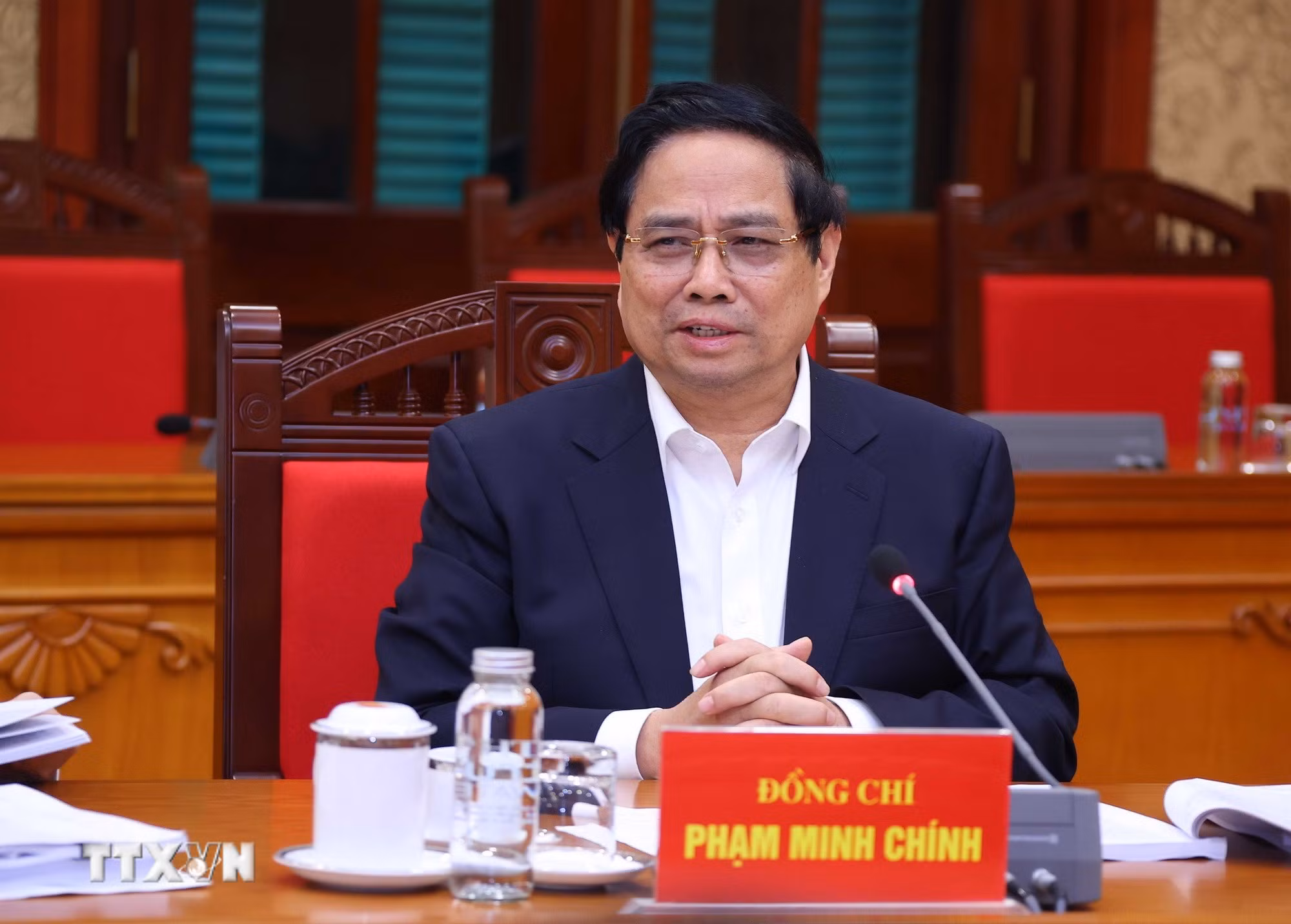 ttxvn-tong-bi-thu-to-lam-chu-tri-buoi-lam-viec-voi-thuong-truc-cac-tieu-ban-dai-hoi-xiv-cua-dang-8459165-6.jpg