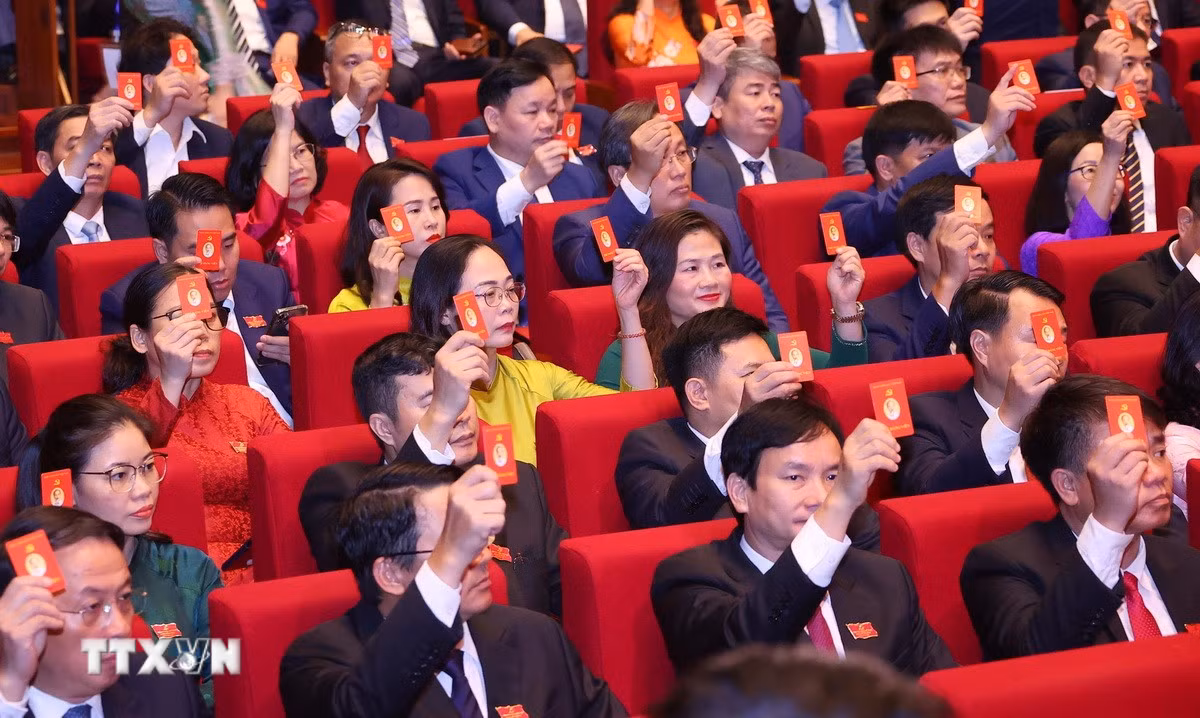 ttxvn-dang-bo-thanh-pho-ha-noi-lan-thu-18-phien-tru-bi-5.jpg