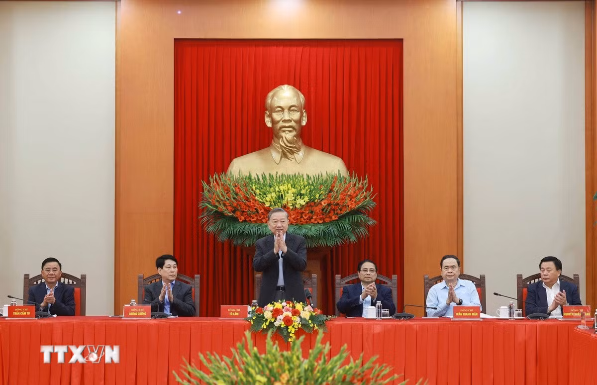 ttxvn-tieu-ban-van-kien.jpg
