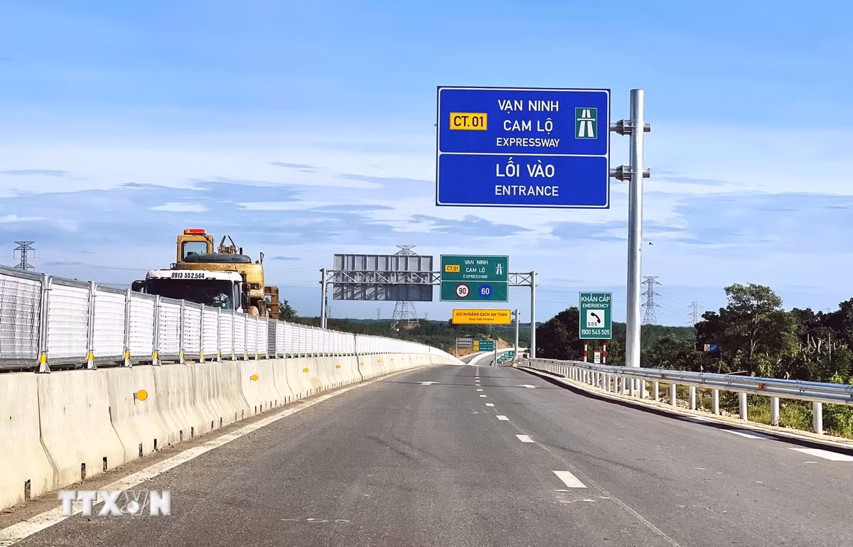 ttxvn-cao-toc-van-ninh-cam-lo.jpg
