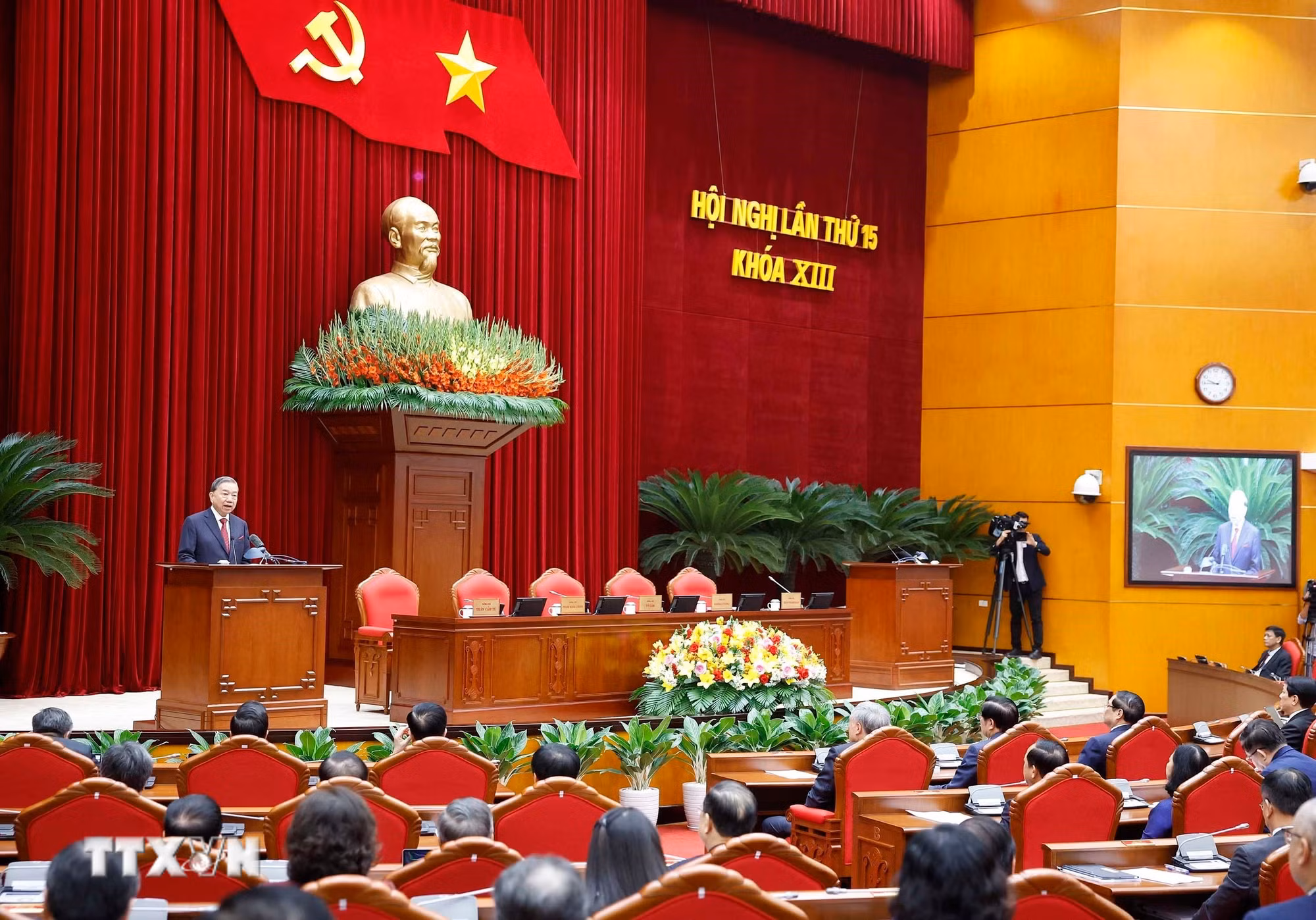ttxvn-be-mac-hoi-nghi-lan-thu-15-5.jpg