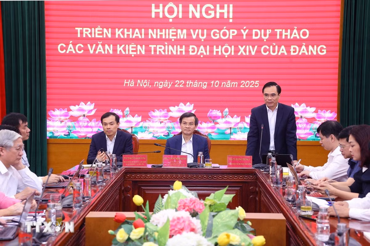 ttxvn-duong-trung-y.jpg