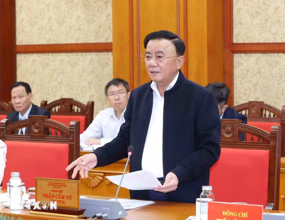 ttxvn-thuong-truc-ban-bi-thu-tran-cam-tu-chu-tri-hop-thuong-truc-tieu-ban-to-chuc-phuc-vu-dai-hoi-xiv-cua-dang-3.jpg