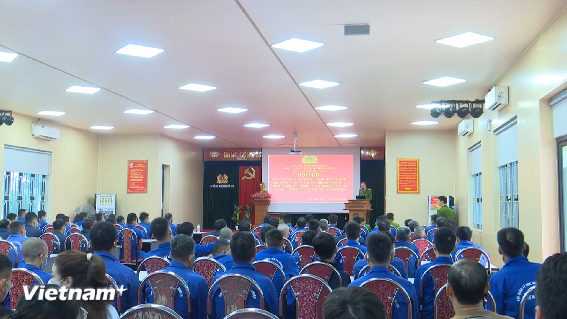 vnp-quang-canh-buoi-tuyen-truyen.jpg
