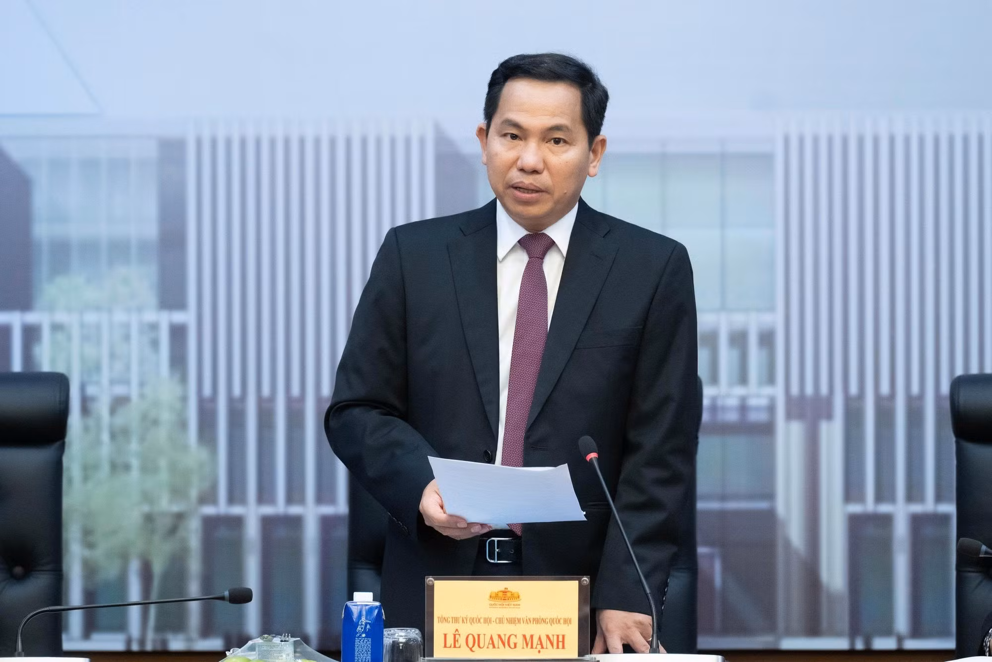 ong-le-quang-manhquochoivn.jpg