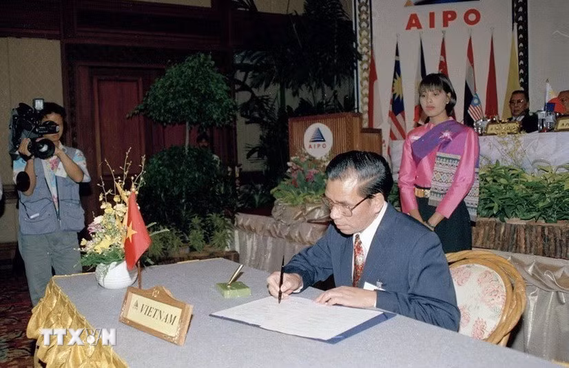 ttxvn-chu-tich-quoc-hoi-nong-duc-manh-2.jpg