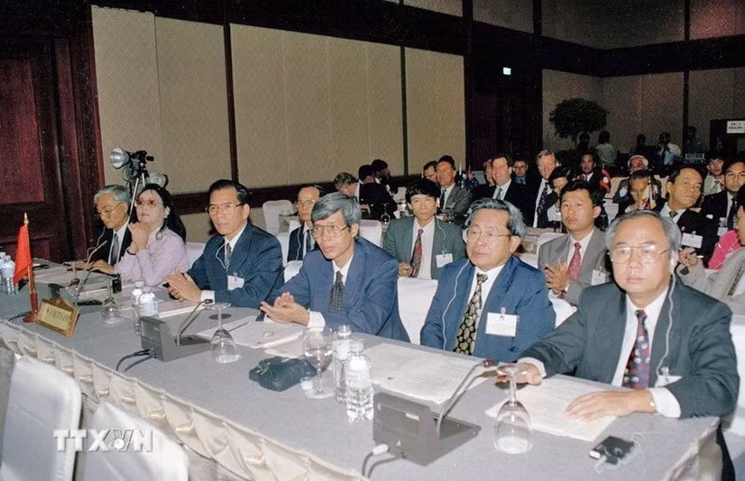 ttxvn-chu-tich-quoc-hoi-nong-duc-manh-4.jpg