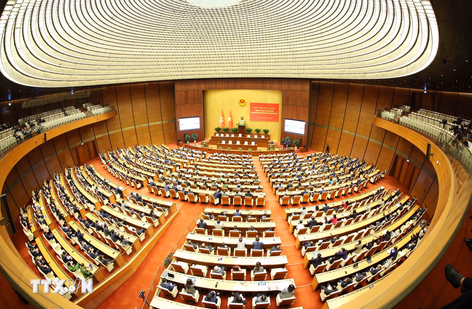 ttxvn-hoi-truong-dien-hong-resize.jpg