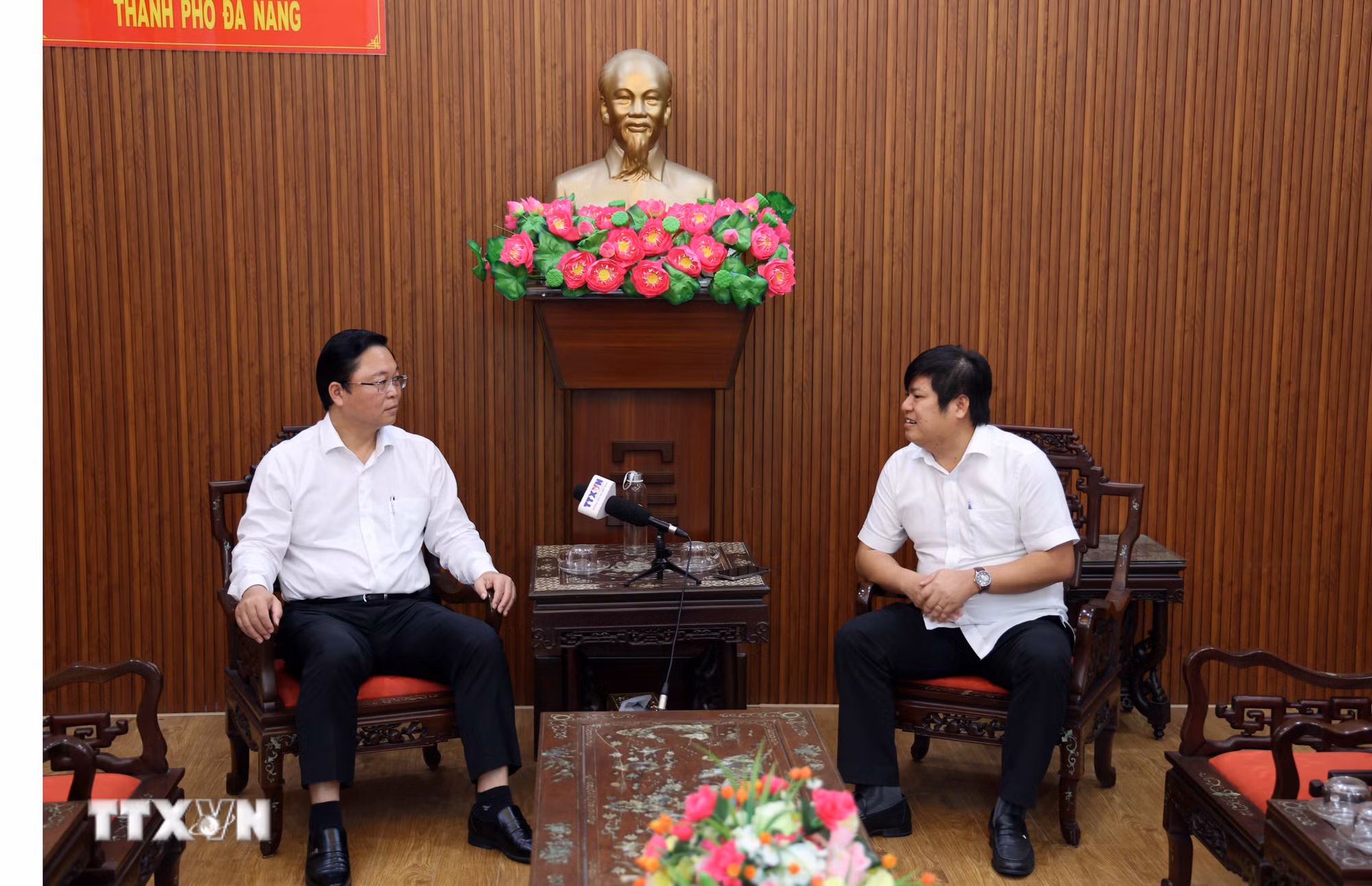 ttxvn-da-nang-phong-van.jpg