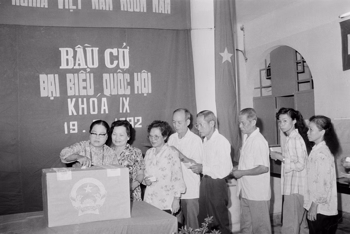 bau-cu-quoc-hoi-khoa-9.jpg